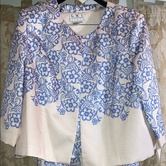 3-piece Dress Suit - Picture 1 of 3